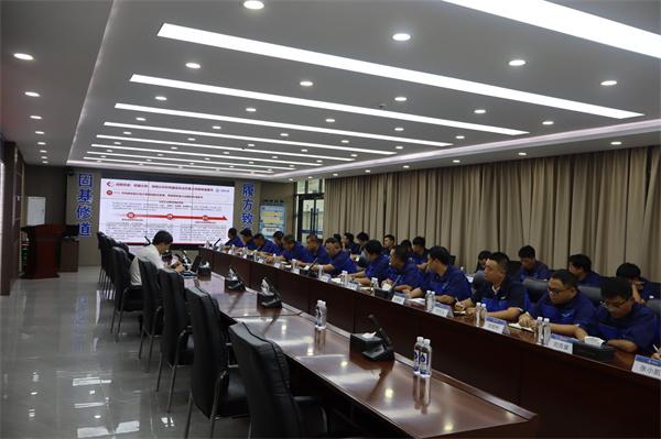 張旭到杭州地鐵18號線14標開展黨建聯系點“五個一”工作