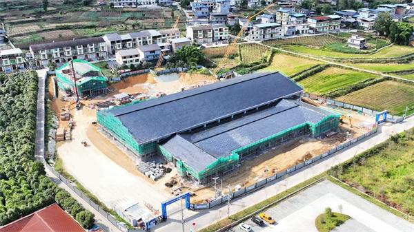 丰都包鸾山泉水厂一期项目顺利封顶，“源头活水”助力乡村振兴