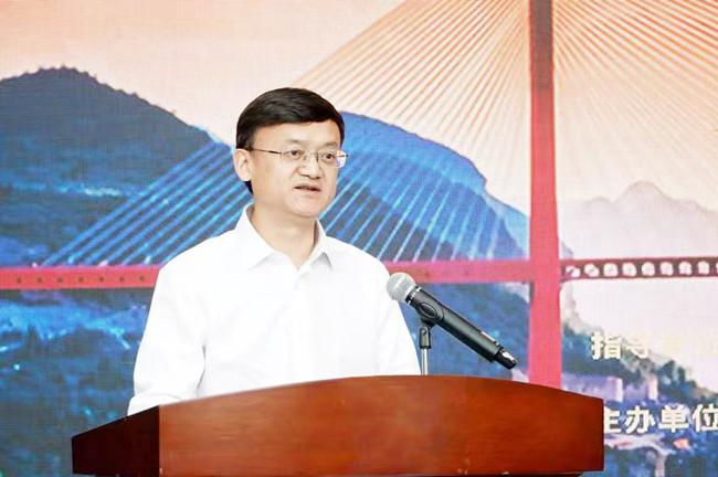 贵州省交通厅总工程师许湘华：“逼”出来的超级工程