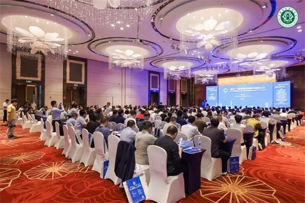 第十一届建筑装饰绿色发展大会暨中国建筑装饰协会绿色智慧建造分会2025年会隆重召开 