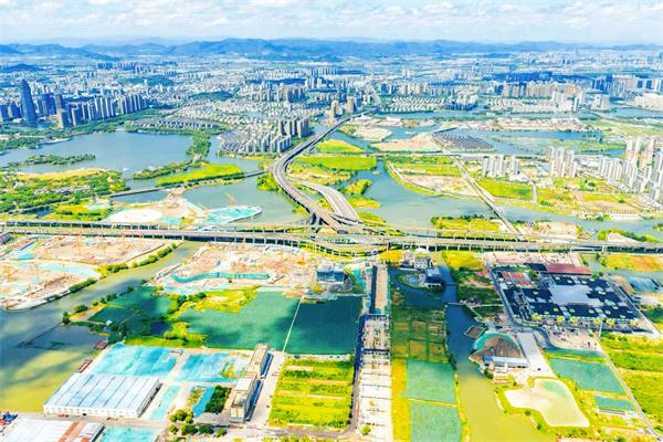 “积木”拼出快车道