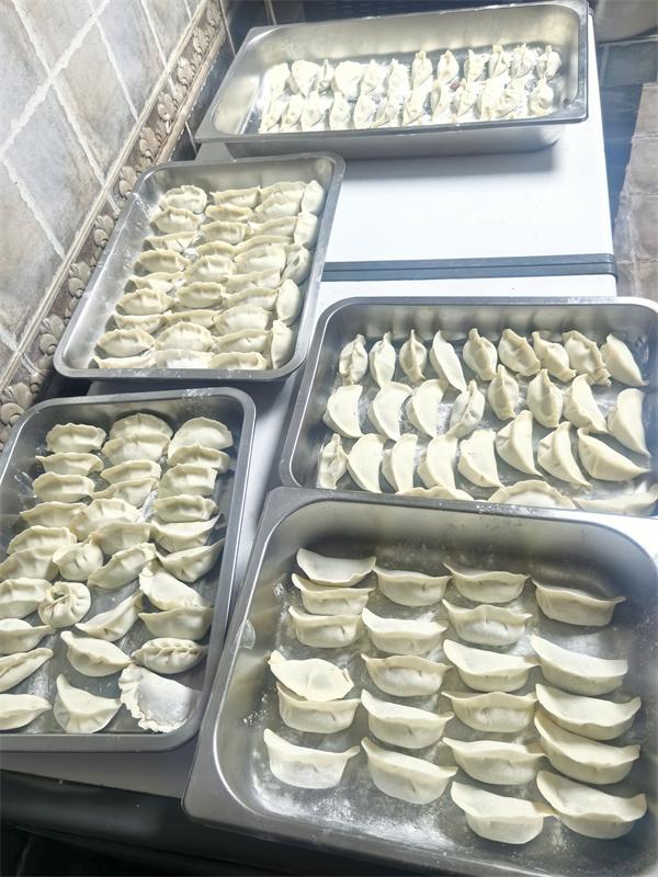 暖意融融过立冬,致敬奋斗在一线的建设者