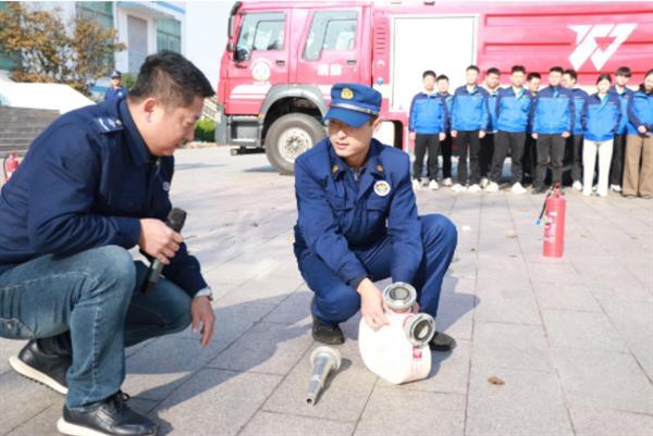 中交一公局（青岛）工程有限公司开展“实战化”消防日主题活动