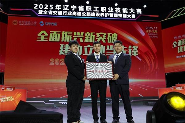 勇立潮头 建功创效 