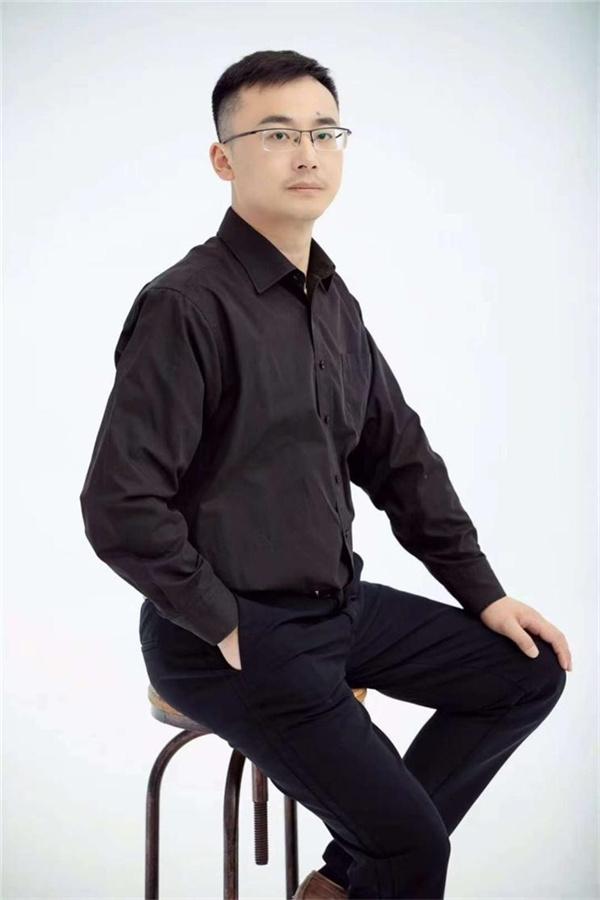 从工程一线到企业领航者：刘路以专业与创新推动建筑工程行业高质量发展