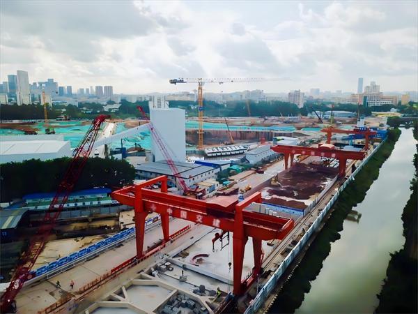 安全“足球说”丨打通安全生产“最后一厘米”