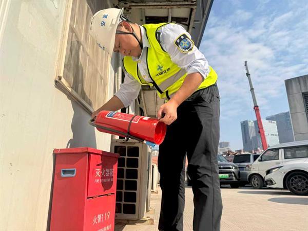 安全“足球说”丨打通安全生产“最后一厘米”