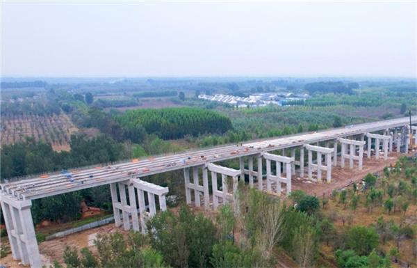 中交路建G220东深线东营改建项目东营黄河公铁两用大桥东引桥桩基施工完成