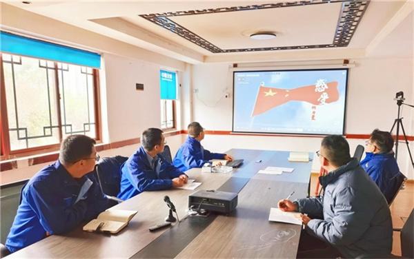 中交路建云南昭通滨江美丽路项目开展宪法宣传日活动