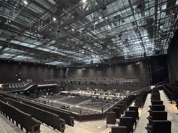 台湖图书城项目南音宇宙演出场馆正式投入运营