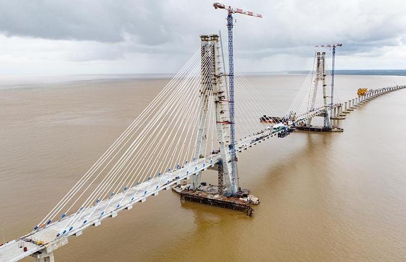 中企承建马来西亚鲁巴跨海大桥合龙