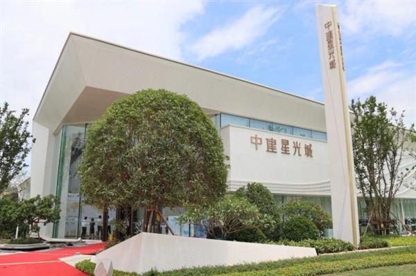 问鼎“地产界奥斯卡”——全球TITAN地产金奖！碧云新株门窗参与共建TITAN金奖项目广州白云星光城