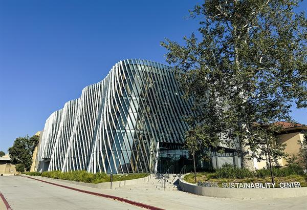 唐定东：在精密与混沌之间建立秩序