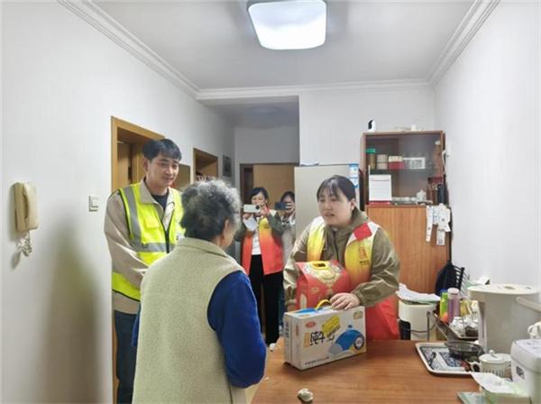 中建一局三公司北京分公司通州旧改项目开展“新春送暖，爱在社区”活动