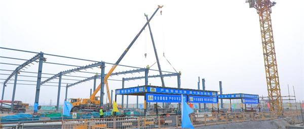 林州建筑业大会定调2026发展新路径 颍淮建工锚定民生小微赛道