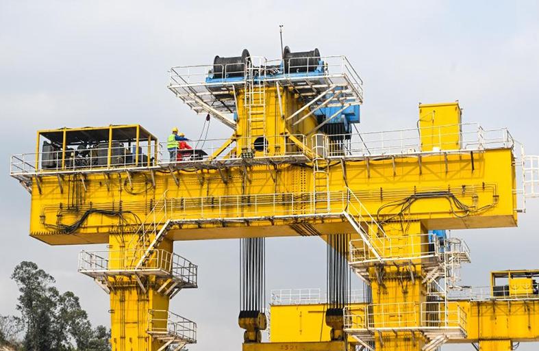 西渝高铁重庆段节后复工复产