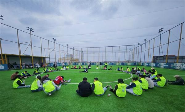 中交“蓝马甲”点亮星光上海安置房项目开展关爱孤独症儿童公益活动