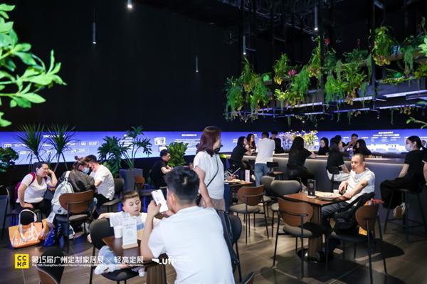 卡诺亚推出居魔方整装，为定制经销商撕开“二次创业”的新风口