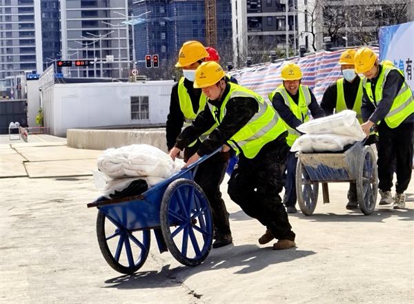 高铁苏州北站项目联合中铁四局高铁苏州北站动车所预留工程项目开展深基坑突发涌水涌砂事件综合应急演练