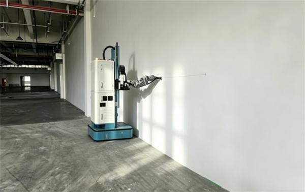 智能建造添“利器”，咸阳新能源孵化基地项目引入无机涂料喷涂机器人