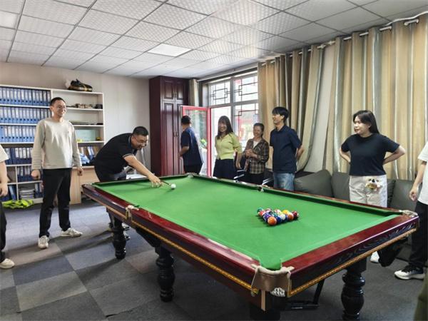致敬一线建设者 凝心聚力展风采