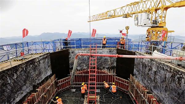 世界级跨海大桥主塔封顶!中建新材助力甬舟铁路桃夭门大桥再传捷报