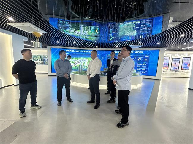 中交一公局八公司代表团前往杭州品茗科技股份有限公司开展实地参访交流