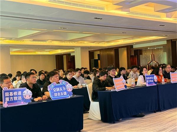 从课堂到一线，中交一公局海威公司桐庐项目与学子开启“双向奔赴”