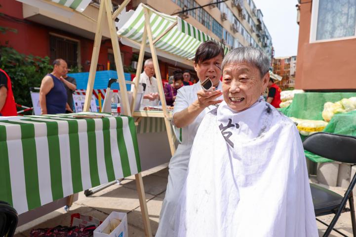 中建二局第二批、第三批央企在京老旧小区综合整治项目（标包一百三十三）党建联建暨“邻里节”活动