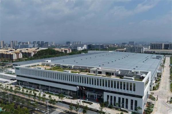 打造施耐德全球最大中压生产基地！中建一局承建的厦门火炬电力电气产业园（一期）主体工程项目竣工验收！