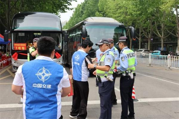 暖心护考 筑梦前行 日照总项目部开展暖心护考志愿服务活动