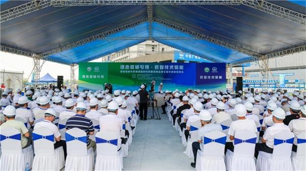5G“云脑”调度百米塔吊 AI“哨兵”值守智慧工地