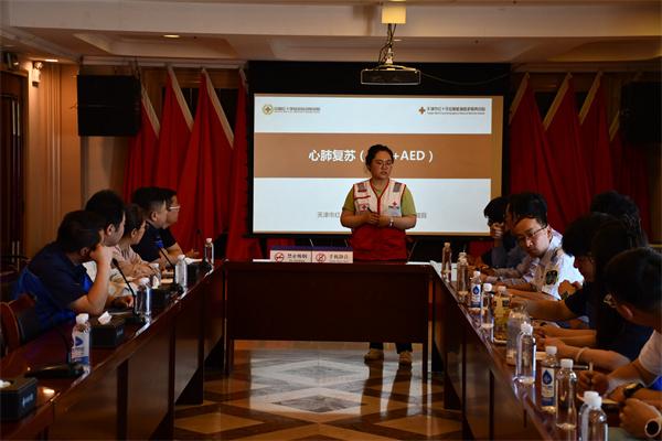 以练促防、守护平安！ 中交一公局第八工程有限公司天津地铁项目开展CPR+AED急救培训