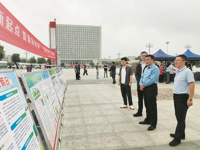 多举措推广散装水泥 助力绿色低碳转型 河南省各级散装水泥发展部门开展宣传周活动