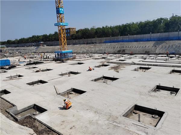 中新天津生态城住宅项目主体结构全面封顶