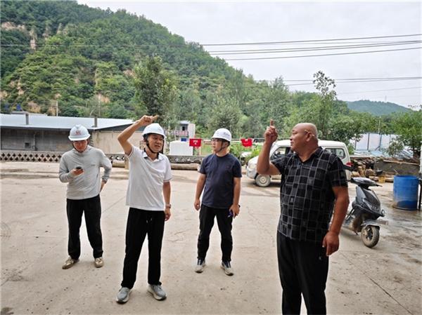 党建领航筑防线，群防群治守平安