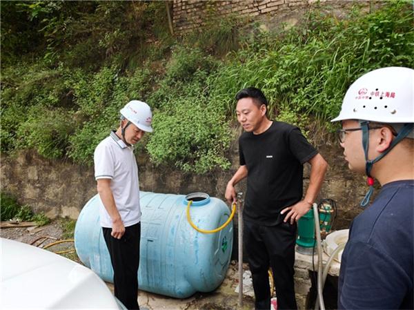 党建领航筑防线，群防群治守平安