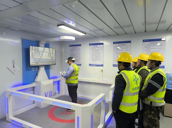 党建引领聚合力 亲情护航筑安全 ——青岛崂山区城市航站楼项目“安全家”教育模式显成效