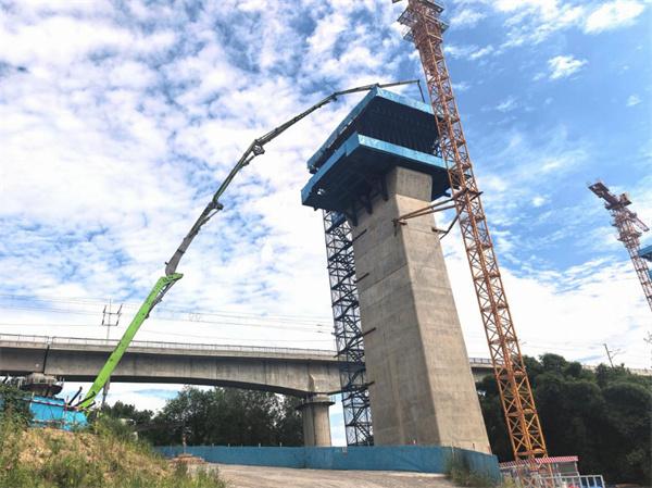 沿江高铁宜涪段胡家湾特大桥正式转入上部结构施工新阶段