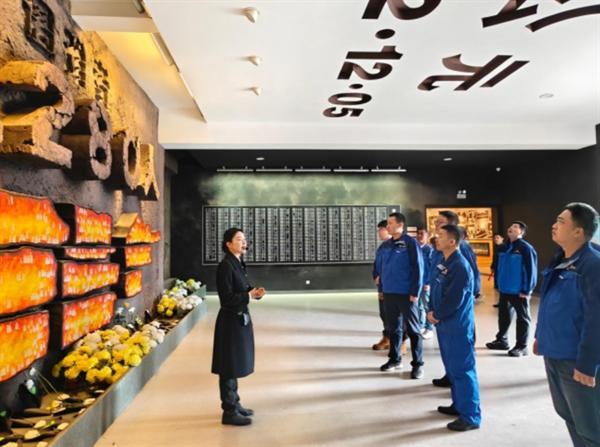 京唐港区51号、52号泊位项目部党支部开展“缅怀革命先烈 传承红色精神”主题党日活动